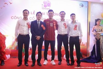 Tuấn Hưng và cựu tuyển thủ Vũ Duy Hoàng mở học viện bóng đá iDream